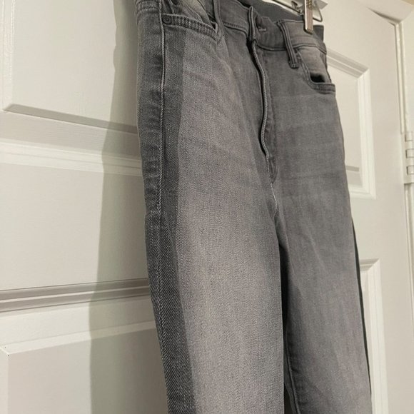 MOTHER Swooner Grey Supermoon Denim Skinny Jean - Picture 2 of 10